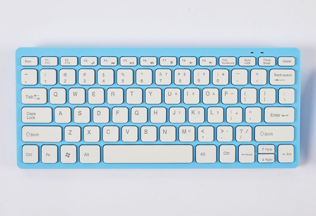 Slimline Bluetooth-Tastatur Karnz