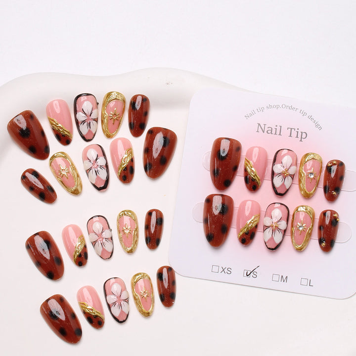 Künstlerisches Press-On Nagelkunst Set Karnz