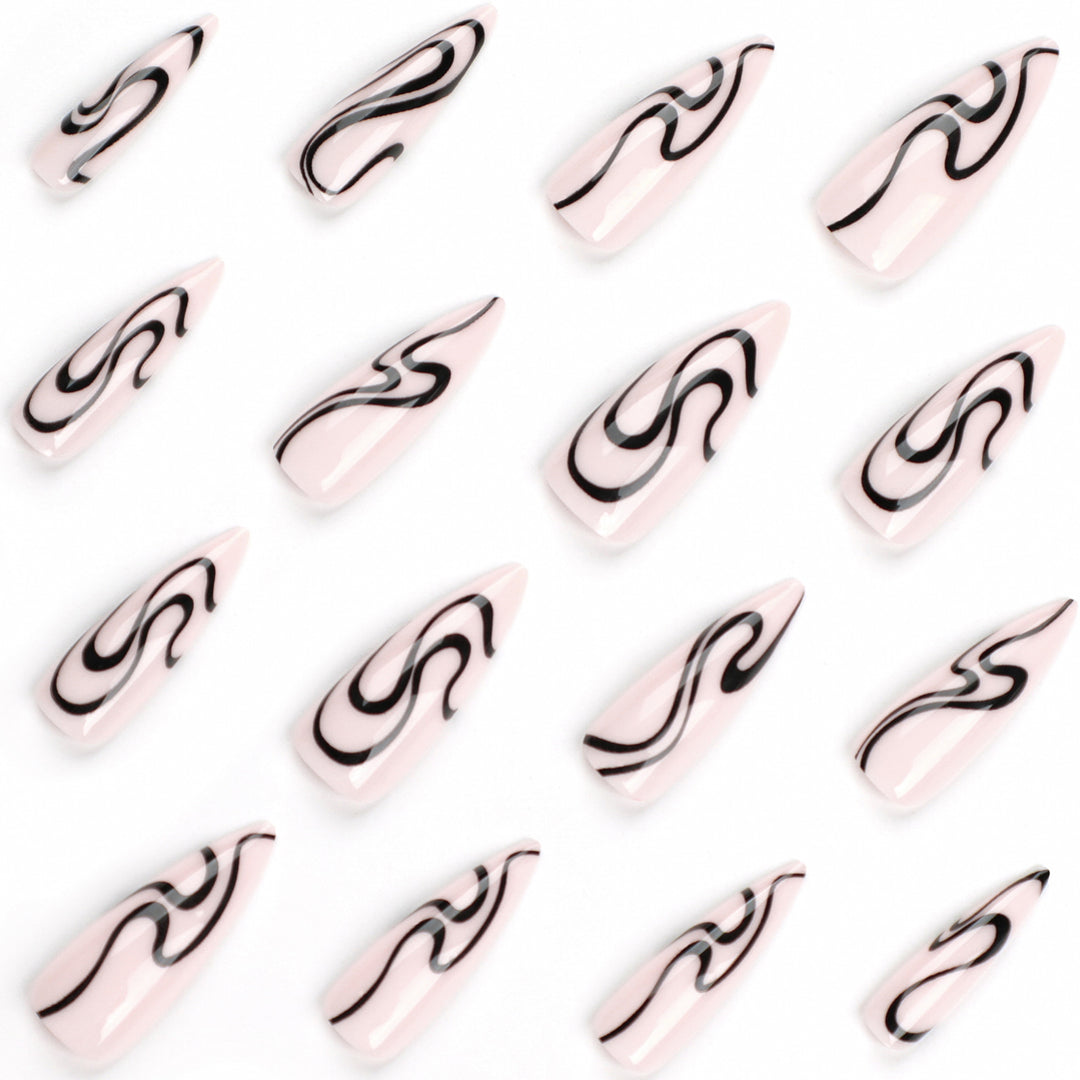 Kunstvolle Nagelverlängerungen mit modernem Design und eleganten Linien Karnz