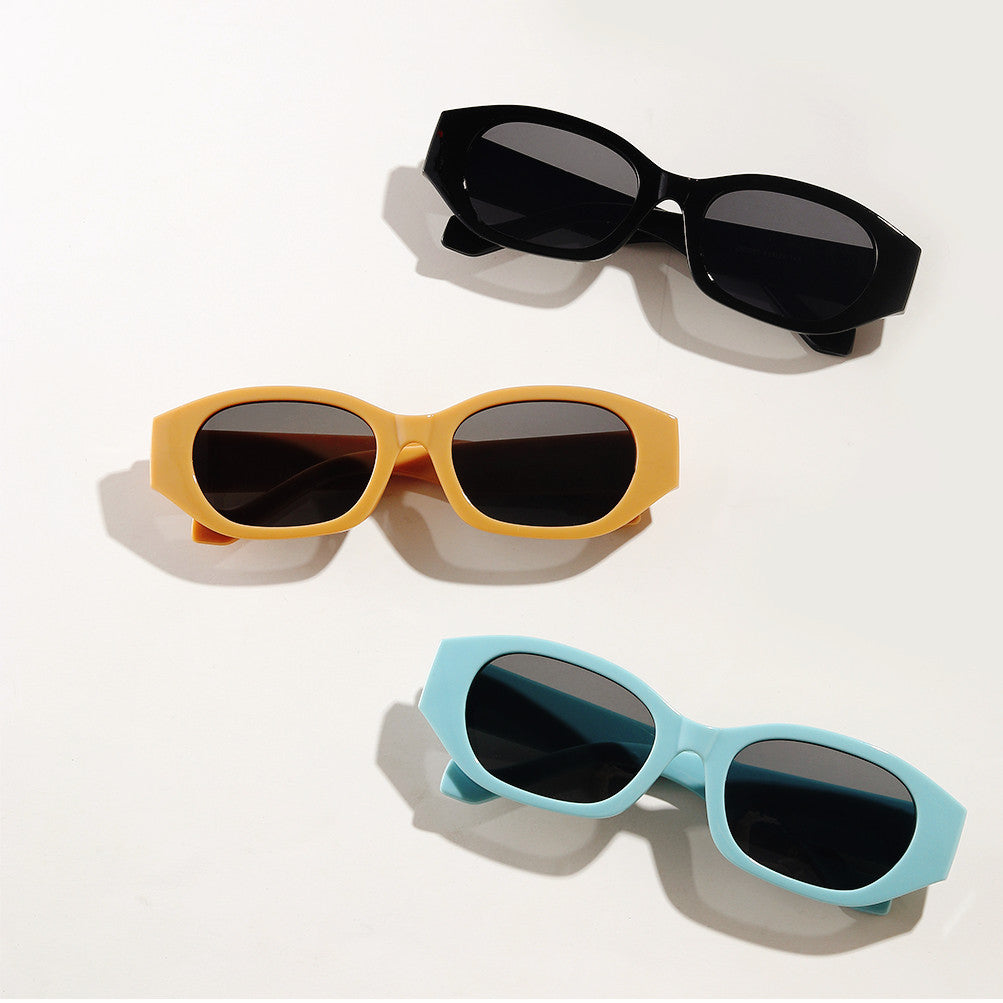 Damen modische Sonnenbrille mit stylischem Rahmen und UV-Schutz Karnz