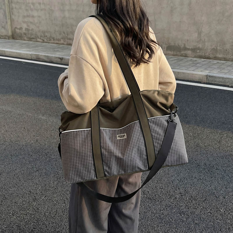 Geräumige multifunktionale Reisetasche Karnz
