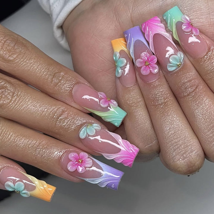 Blumeninspiriertes Acryl-Nagelkunst-Verlängerungen Karnz