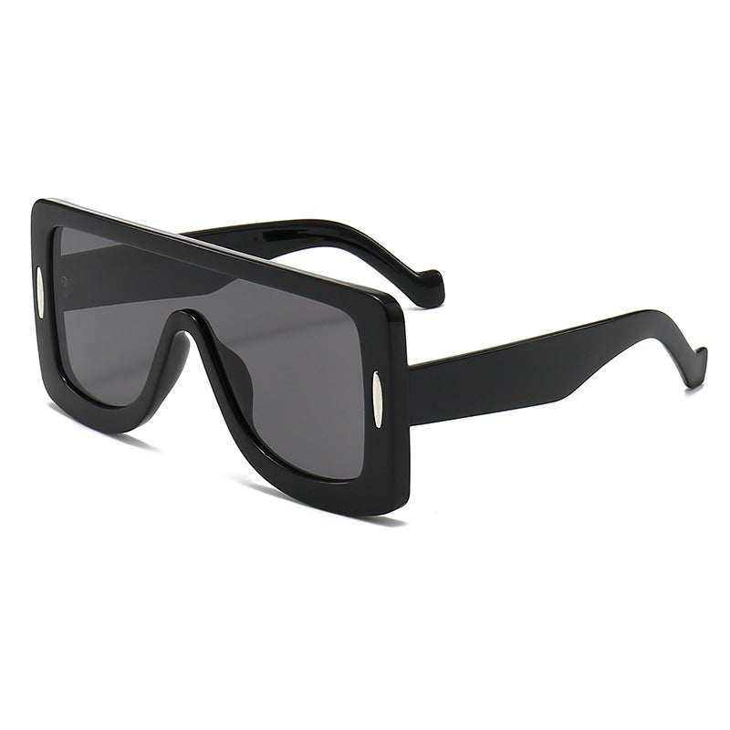 Damen Oversized Sonnenbrille im modernen Bauhaus-Stil Karnz