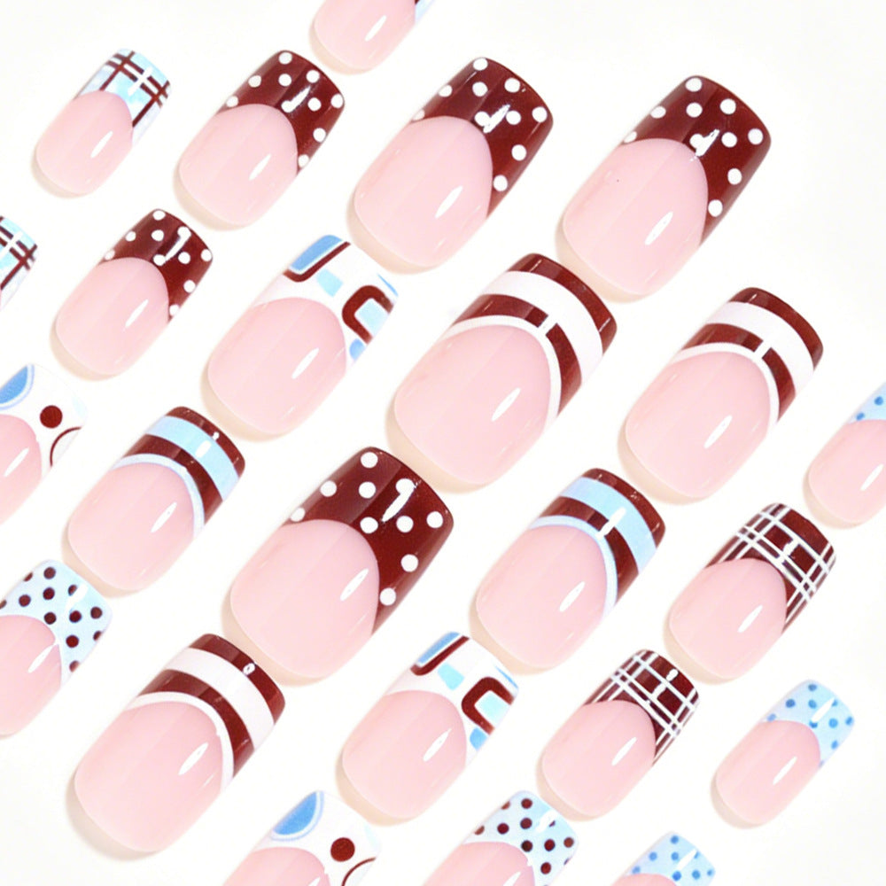Künstlerische schokoladen-inspirierte Nagelkunst Tipps Karnz