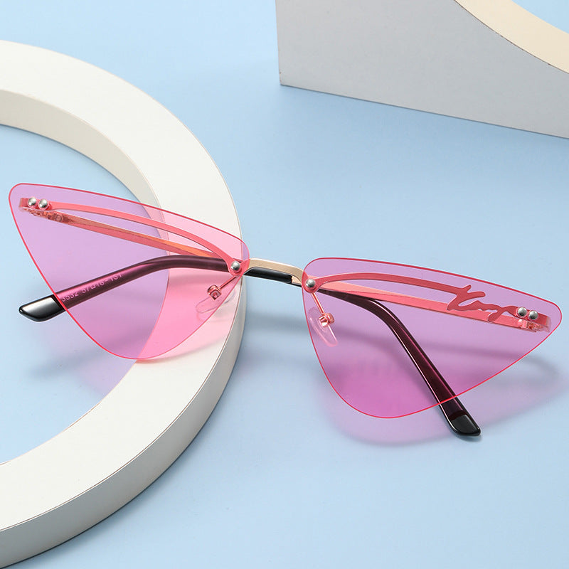 Damen Trendige Cat-Eye Sonnenbrille mit femininem Rahmen Karnz
