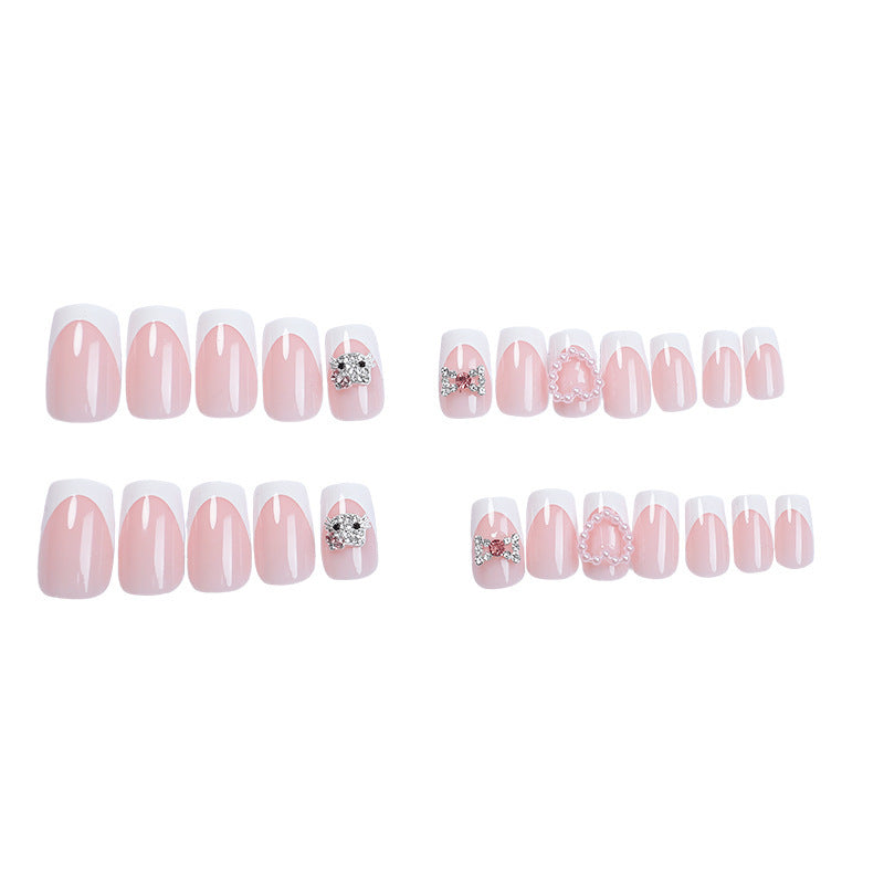 Premium Dekorative Press-On Nagelset mit Strass- und Schmuckakzenten Karnz