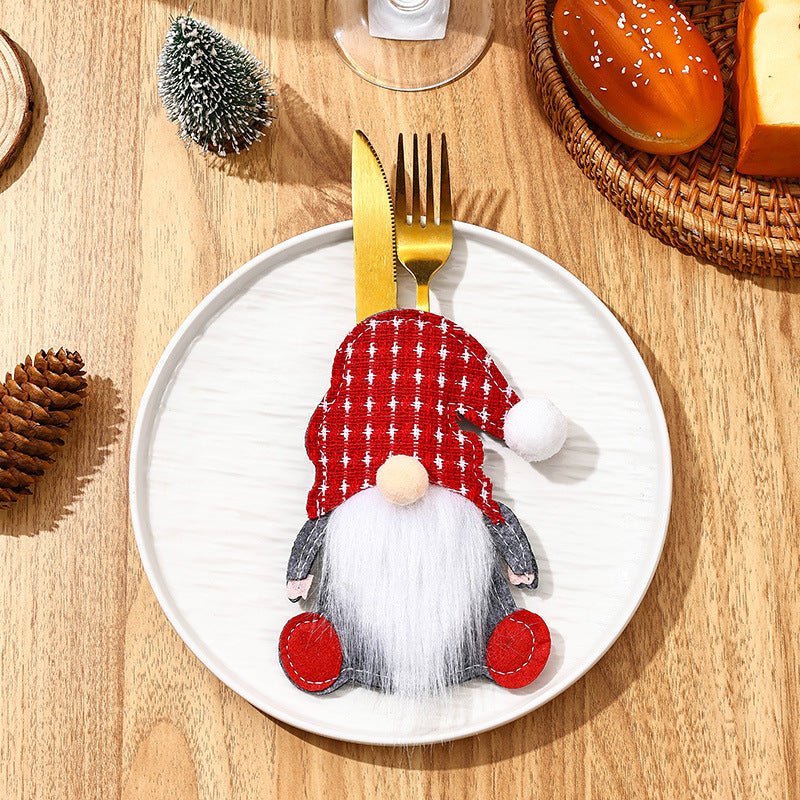 Festlicher Tischdeckenschmuck Karnz