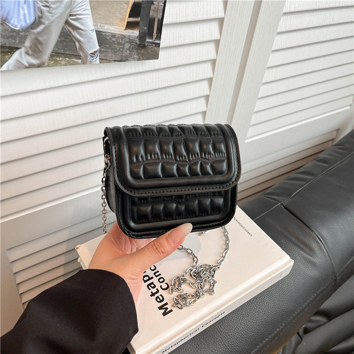 Texturiert gesteppte Mini-Crossbody-Tasche Karnz