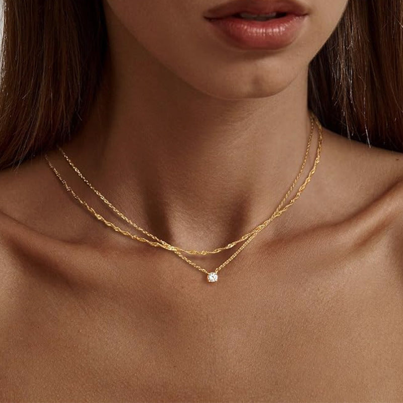 Gestapeltes Gold-Halsband Karnz