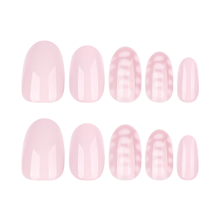 Kunstvolle Nailart mit eleganten Linien und zartem Design Karnz