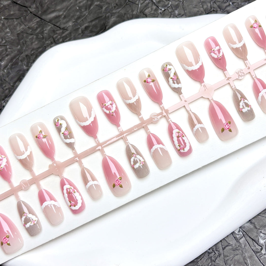 Dekorativer Floral Druck-Nagelkunstsatz