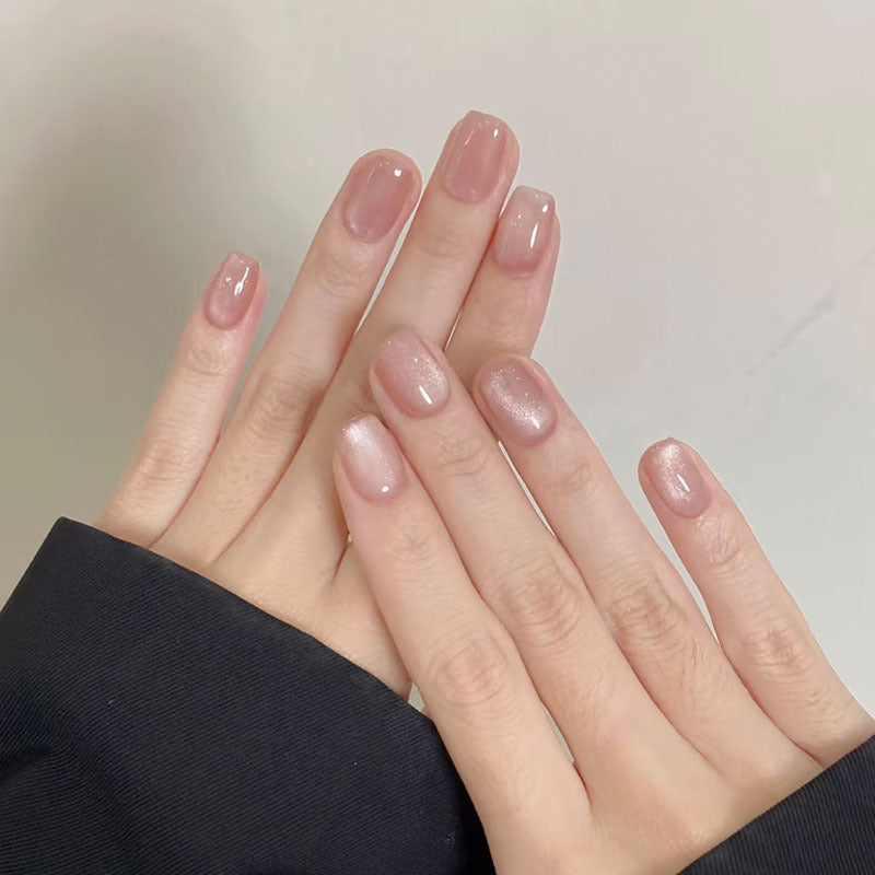 Elegantes Press-On-Nagelkunstset mit Glanzfinish