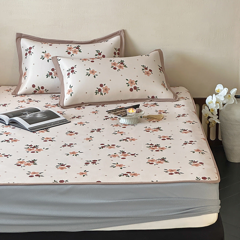 Gestepptes Matratzentopper-Set mit floralem Print und rutschfester Unterseite