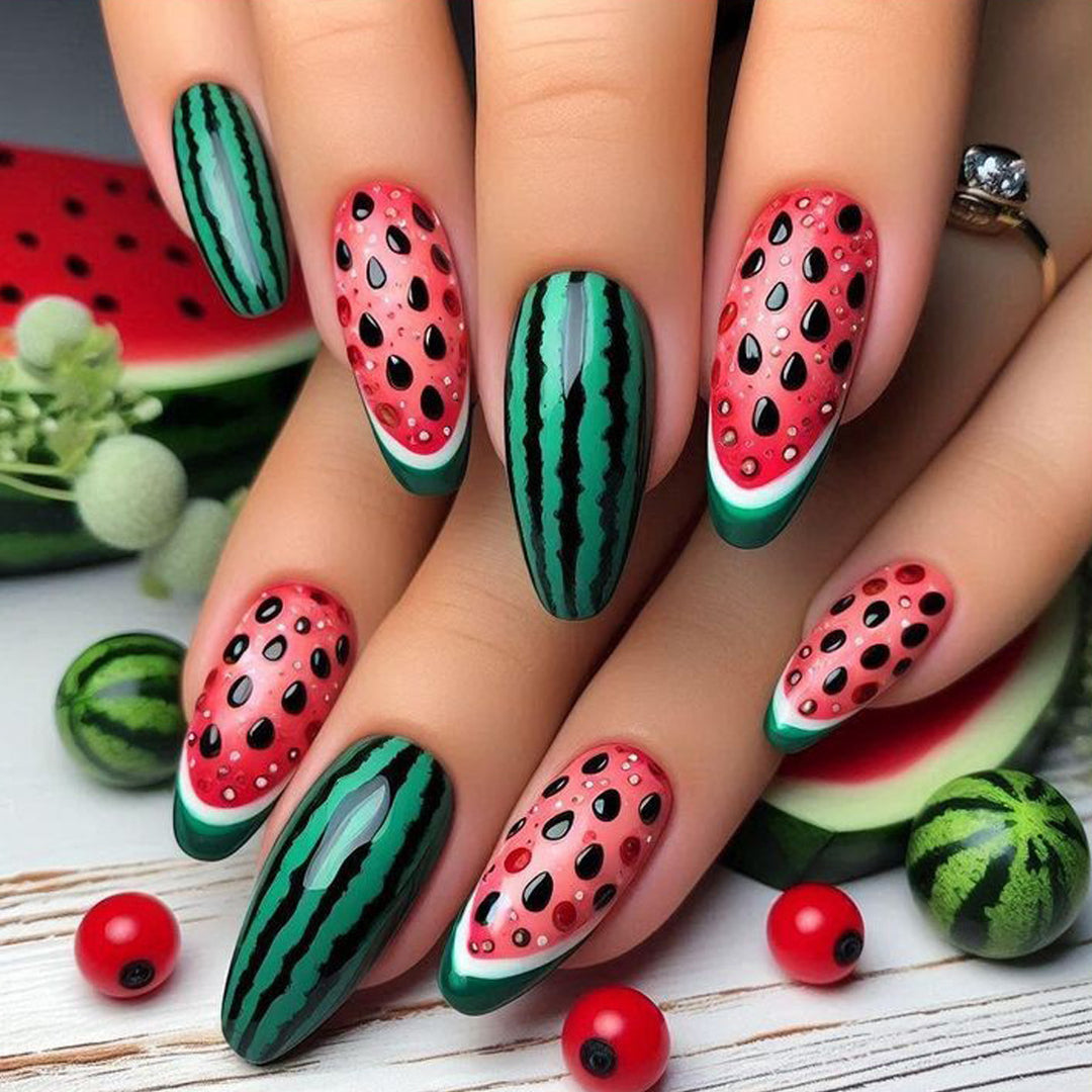 Kreative Wassermelonen-Kunstnägel Karnz