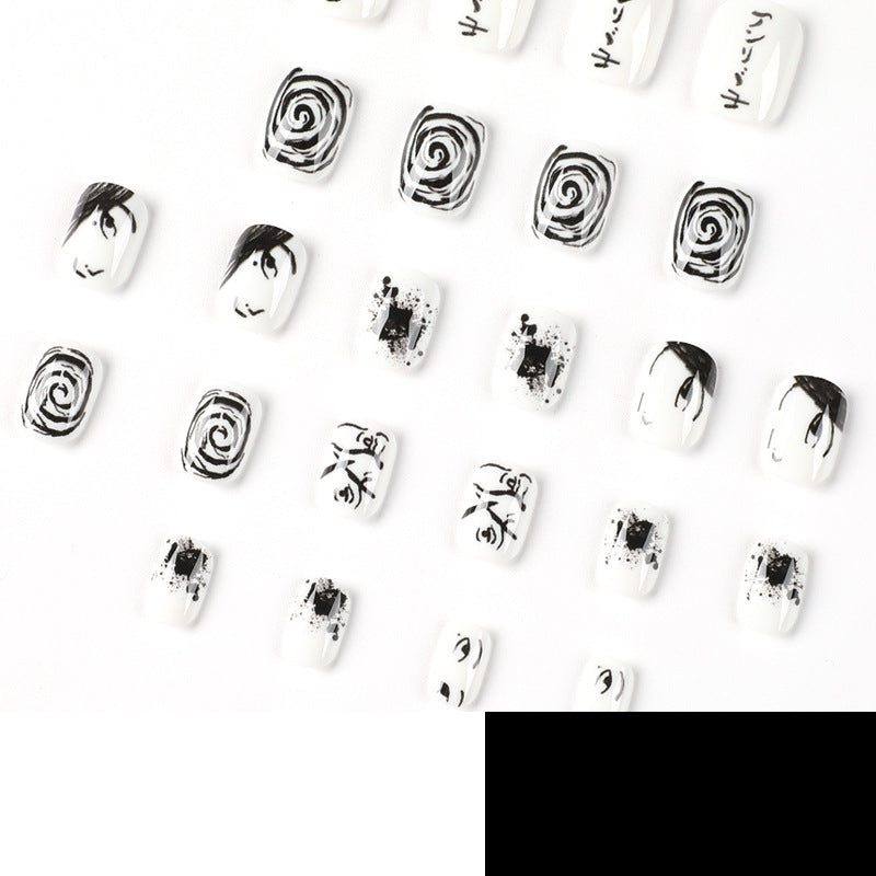 Kreative Nagelkunst mit Kunstmotiv Karnz