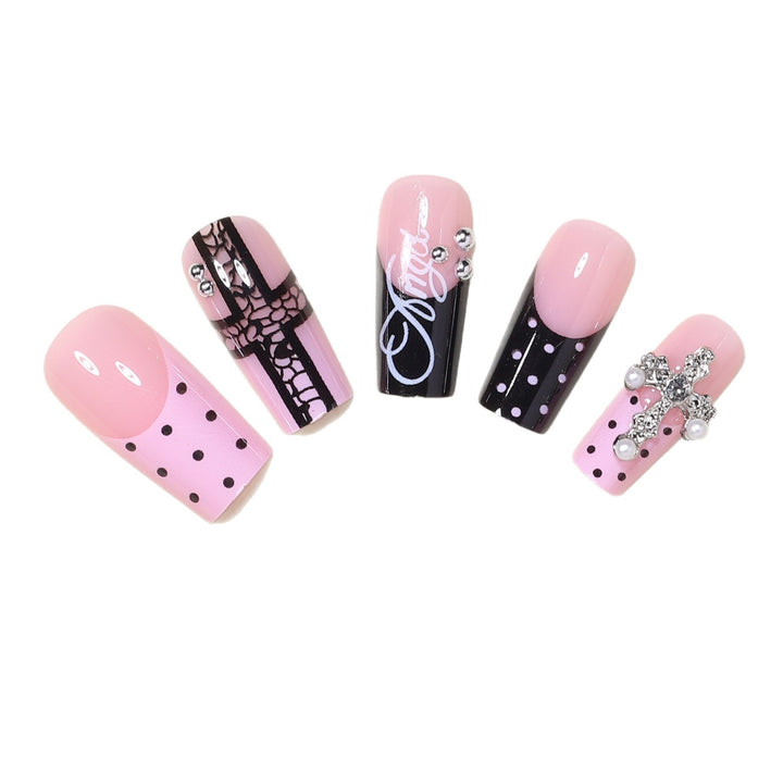Künstlerisches Lang-Press-On-Nageldesign-Set mit Kreuzakzenten Karnz
