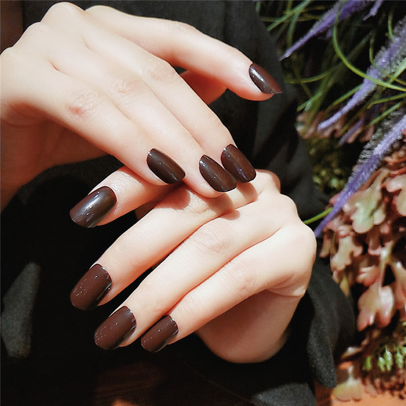 Elegante Glänzende Faux Press-On Nagelset