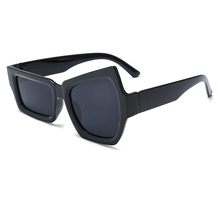 Bold Angular Frame Sonnenbrille Karnz