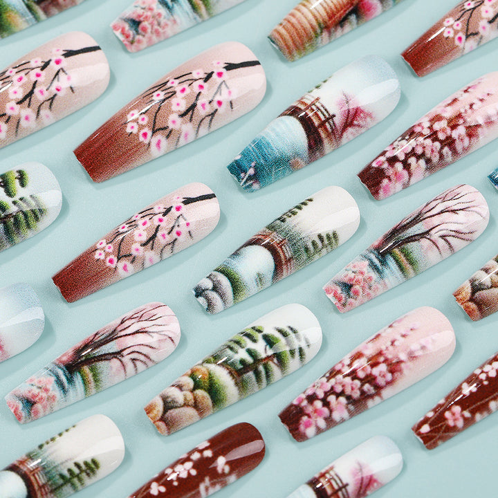 Kreative Kunstnägel im asiatischen Cherry Blossom Design Karnz