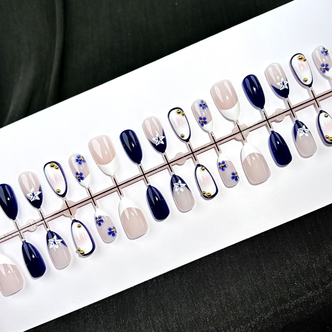 Elegante Polka Dot und Spitzen Press-On Nagel Set