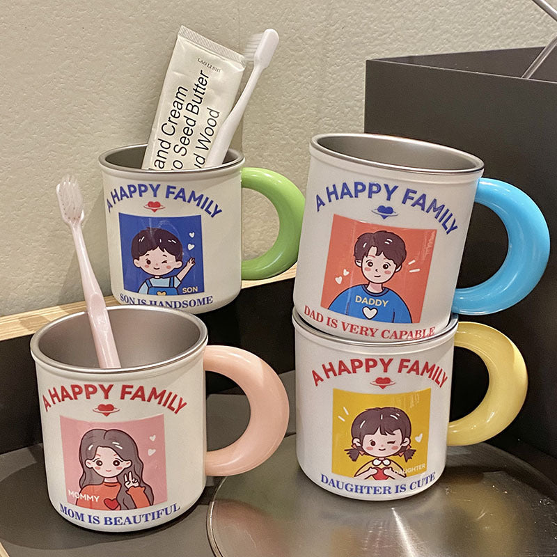 Keramiktasse mit Verspieltem Familienmotiv Karnz