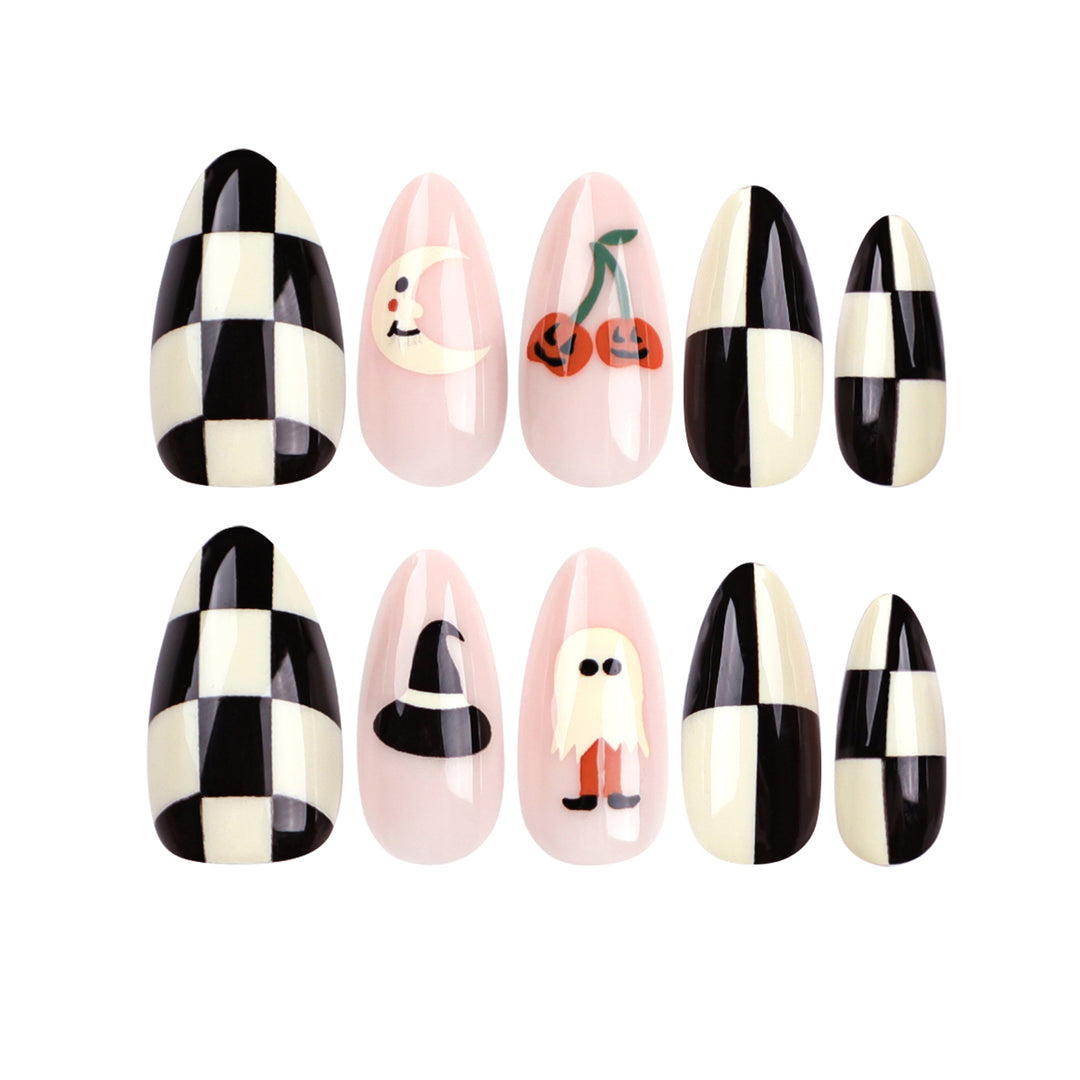 Künstliche Nagelkunst im Halloween-Design Karnz