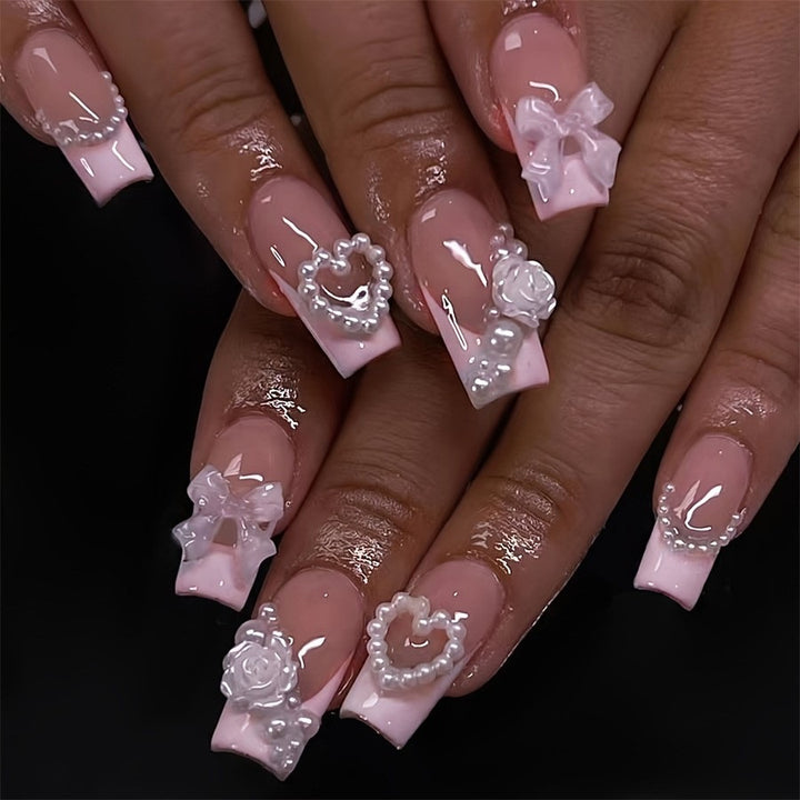 Künstliche Kunstnägel mit elegantem Ombre-Design Karnz