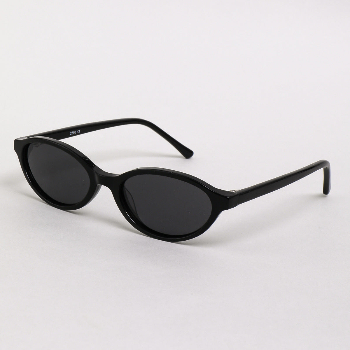 Damen stylische Sonnenbrille im eleganten Retro-Design Karnz
