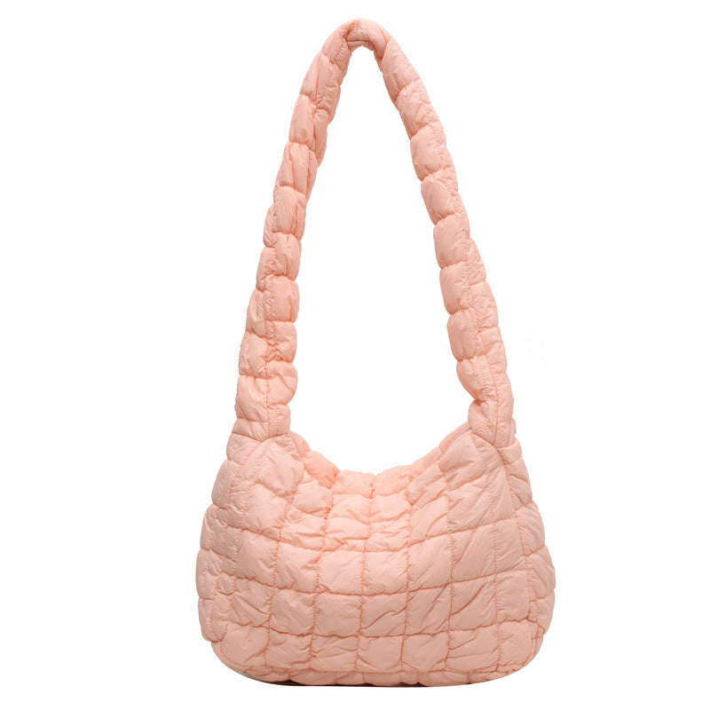Texturierte gesteppte Schultertasche Karnz