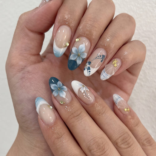 Künstlerisches Floral Press-On Nagelkunst Set