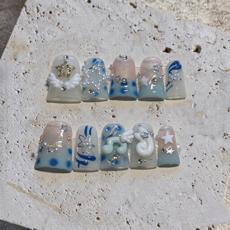 Dekoratives thematisches Press-On Nail Art Set