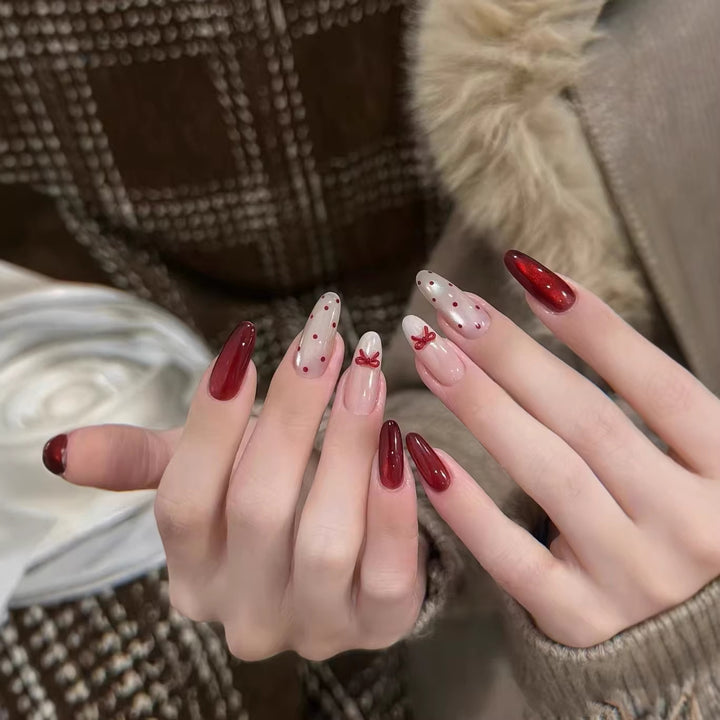 Dekorativer Press-On Nagelset