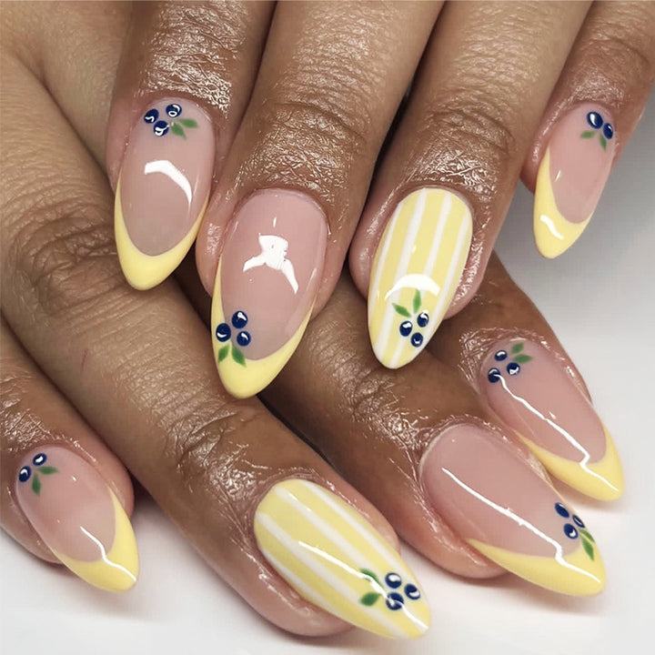 Dekoratives Press-On Nagelset Karnz