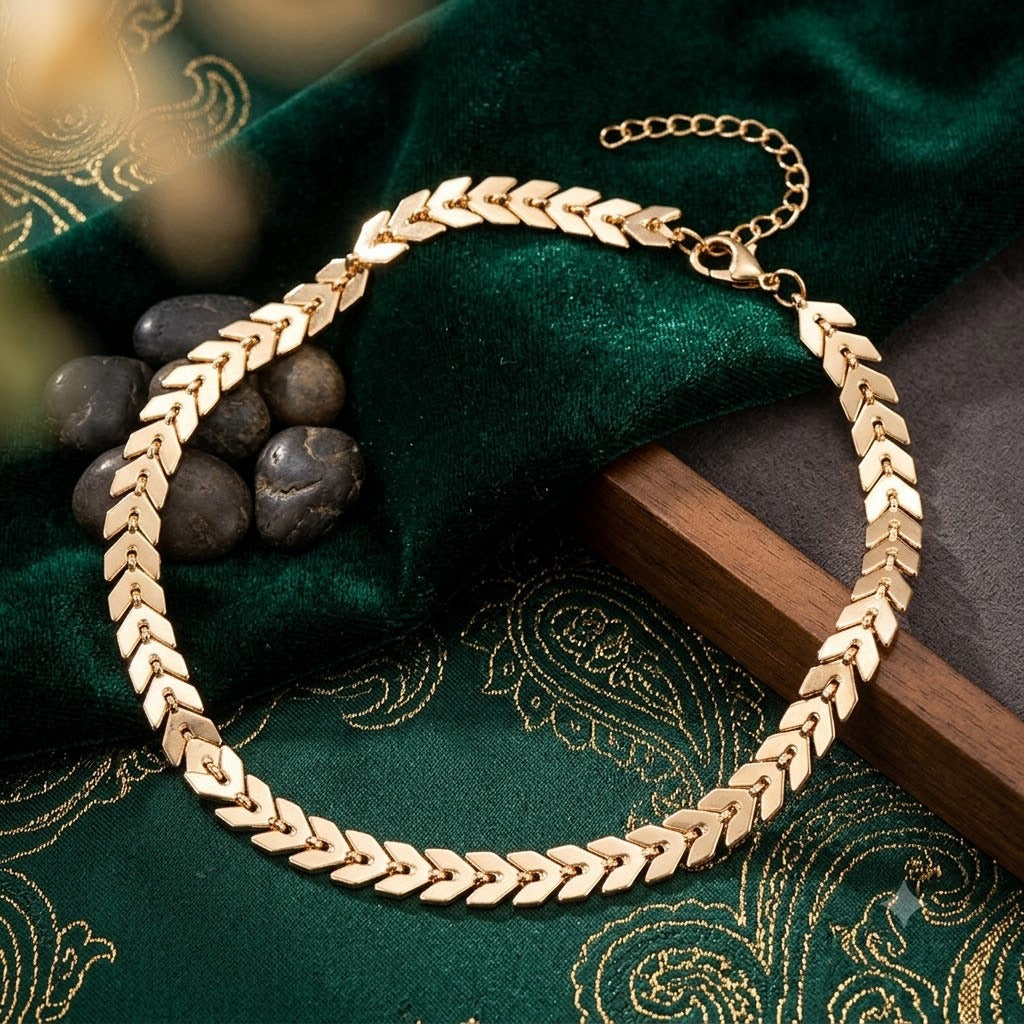 Elegante goldene Kettenhalskette Karnz