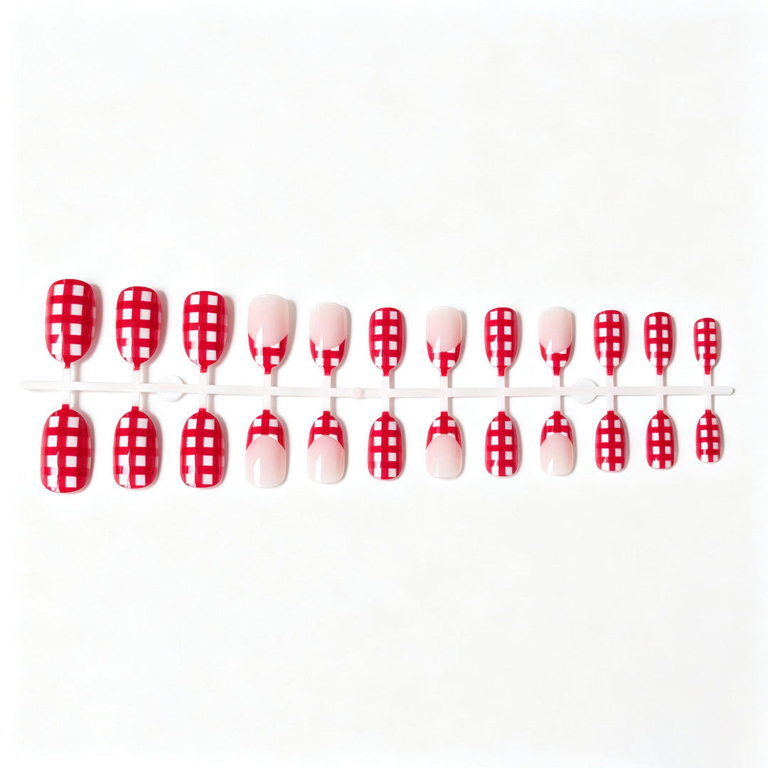 Stylisches Karomuster Nagelkunst