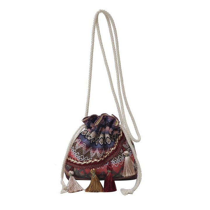 WoBohemian Bestickte Bucket Bag Karnz