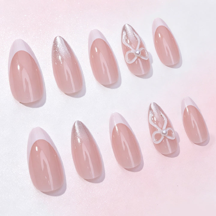 Elegantes Stiletto-Nageldesign Karnz