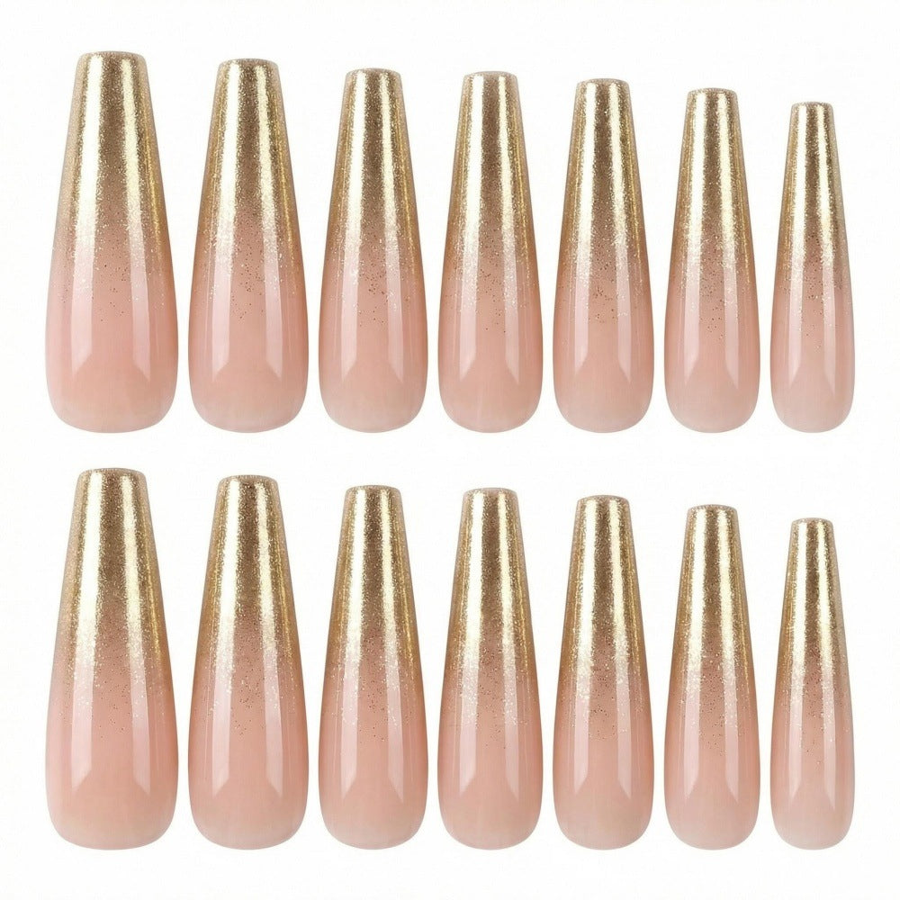 Kunstnägel mit elegantem Glitzer-Gradient Karnz
