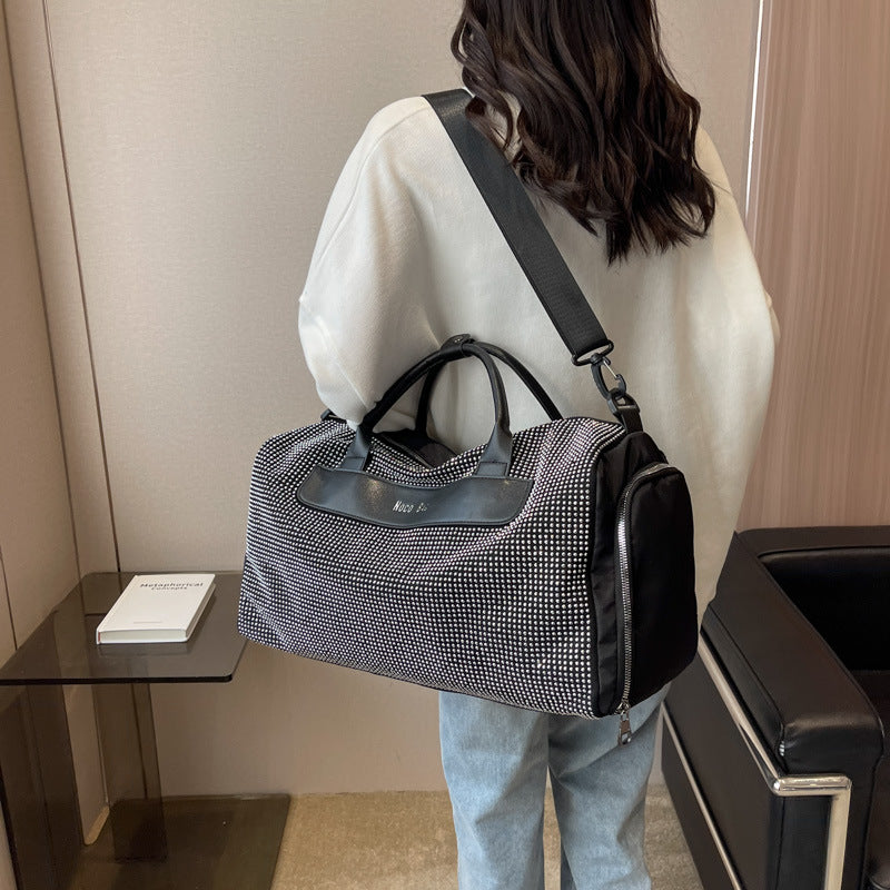 Stylische Sporttasche Karnz