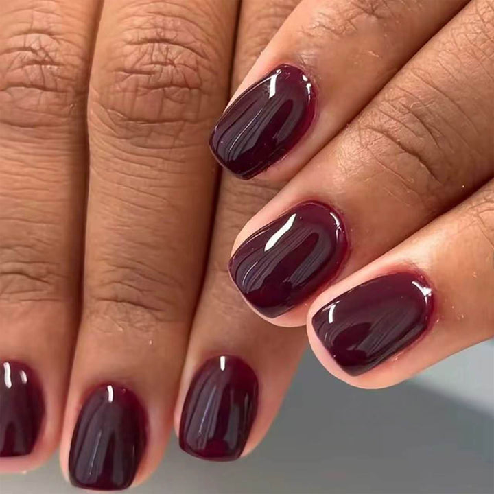 Hochwertige und elegante Nagelkunst Karnz