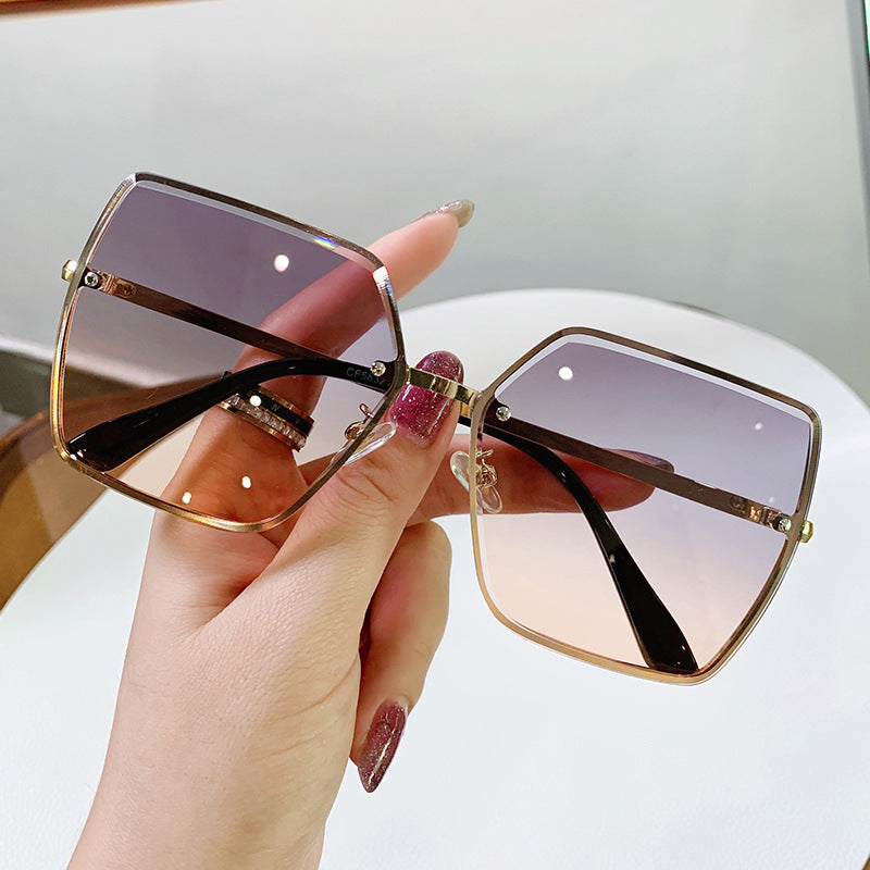 Damen modische quadratische Sonnenbrille mit polarisierenden Gläsern Karnz