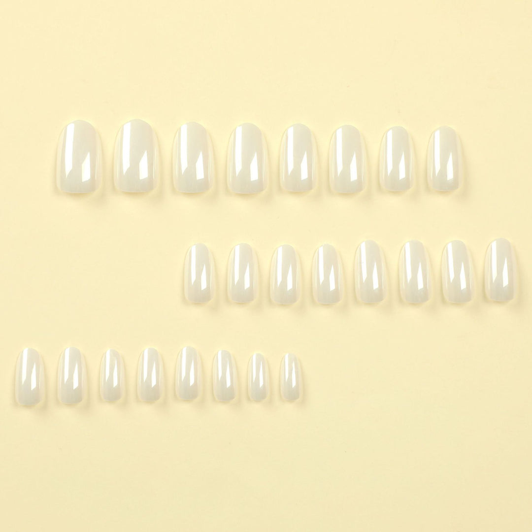 Luxus Acryl-Nägel mit metallischem Glanz Karnz