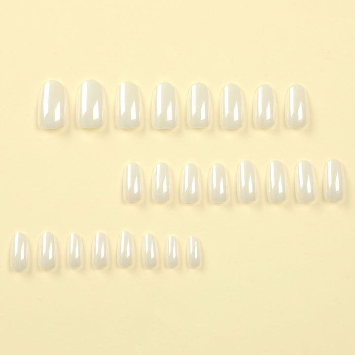 Luxus Acryl-Nägel mit metallischem Glanz Karnz