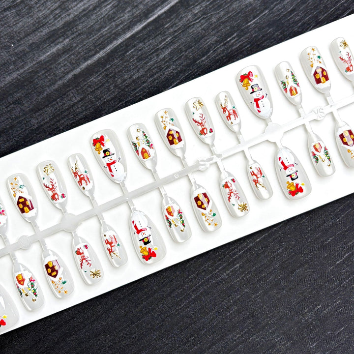 Festliches Feiertags-Themen Press-On Nagelset 1790745838