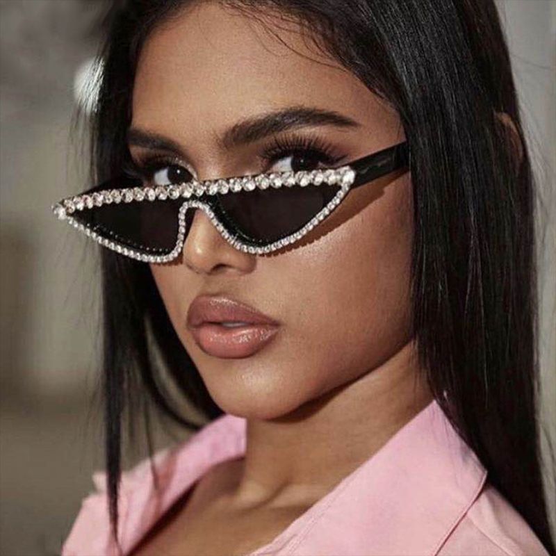 Damen Designer-Sonnenbrille im stilvollen Cat-Eye-Design mit glitzerndem Rahmen Karnz