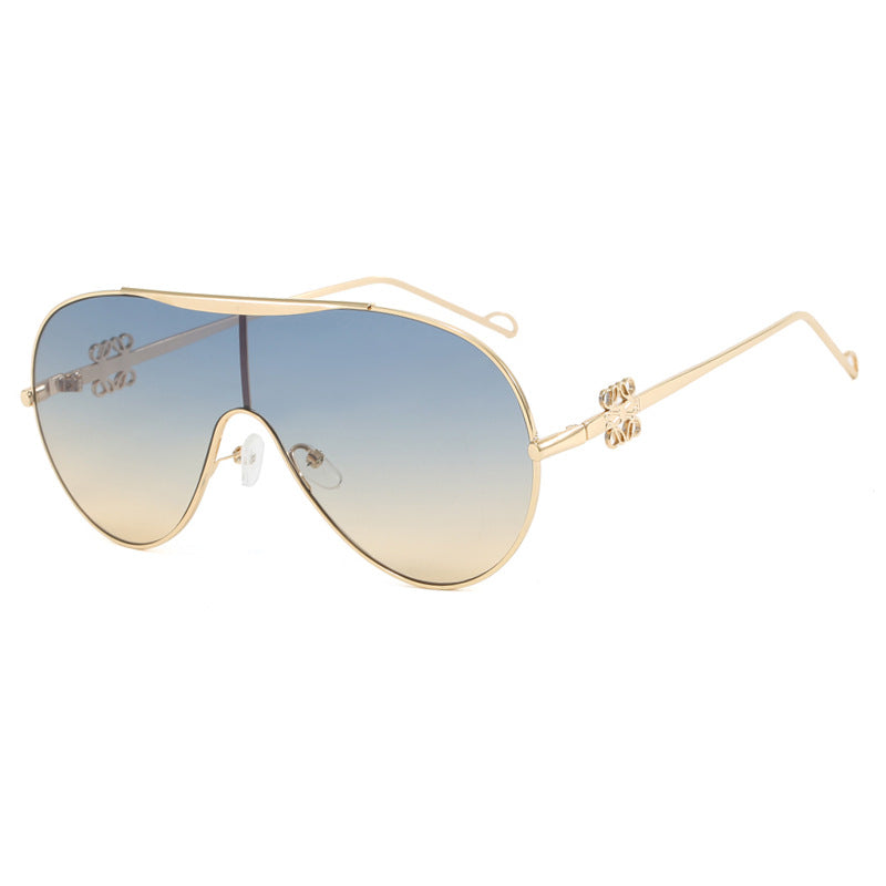 Damen UV-Schutz Sonnenbrille im modischen Pilotenstil Karnz