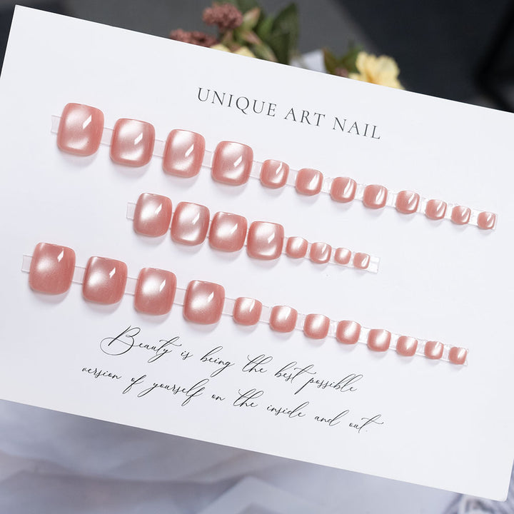 Elegante Metallische Nagelkunst