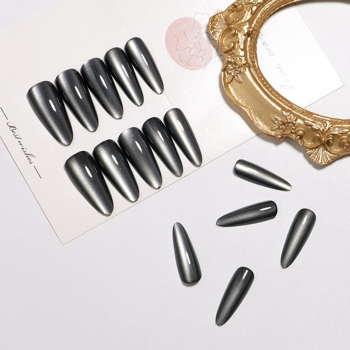 Gel-Nagel-Spitzen Karnz
