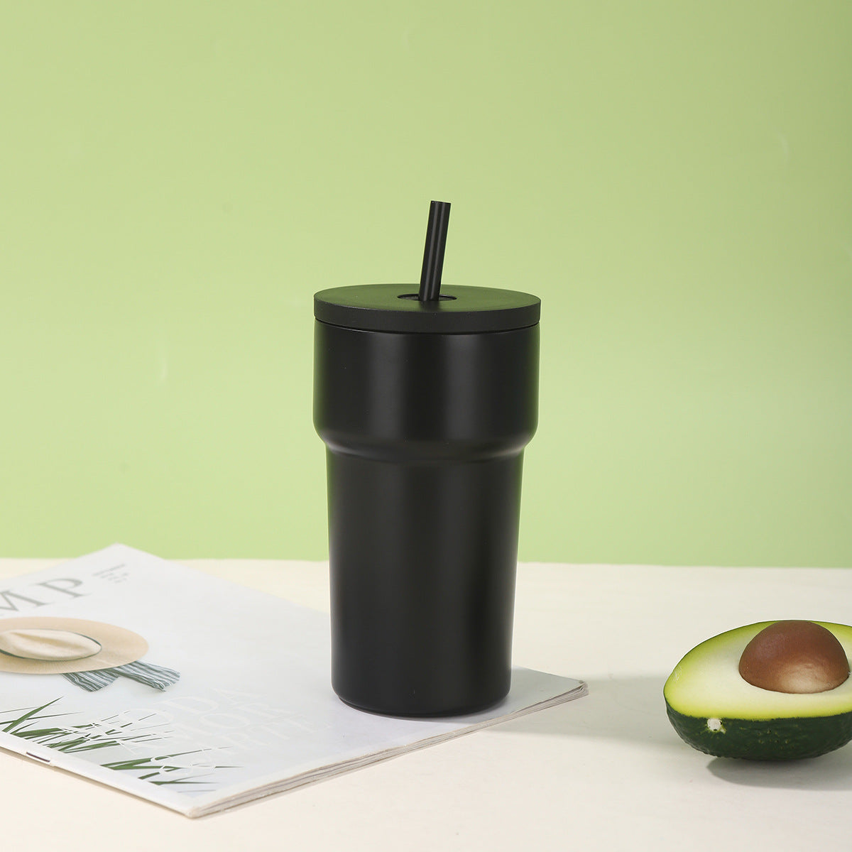 Unisex Isolierter Trinkbecher mit Staubschutzdeckel und Strohhalm Karnz