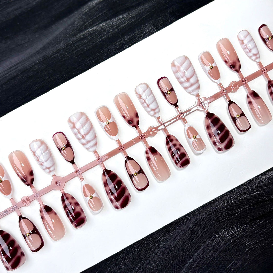 Künstlerisches Abstract Press-On Nagelset